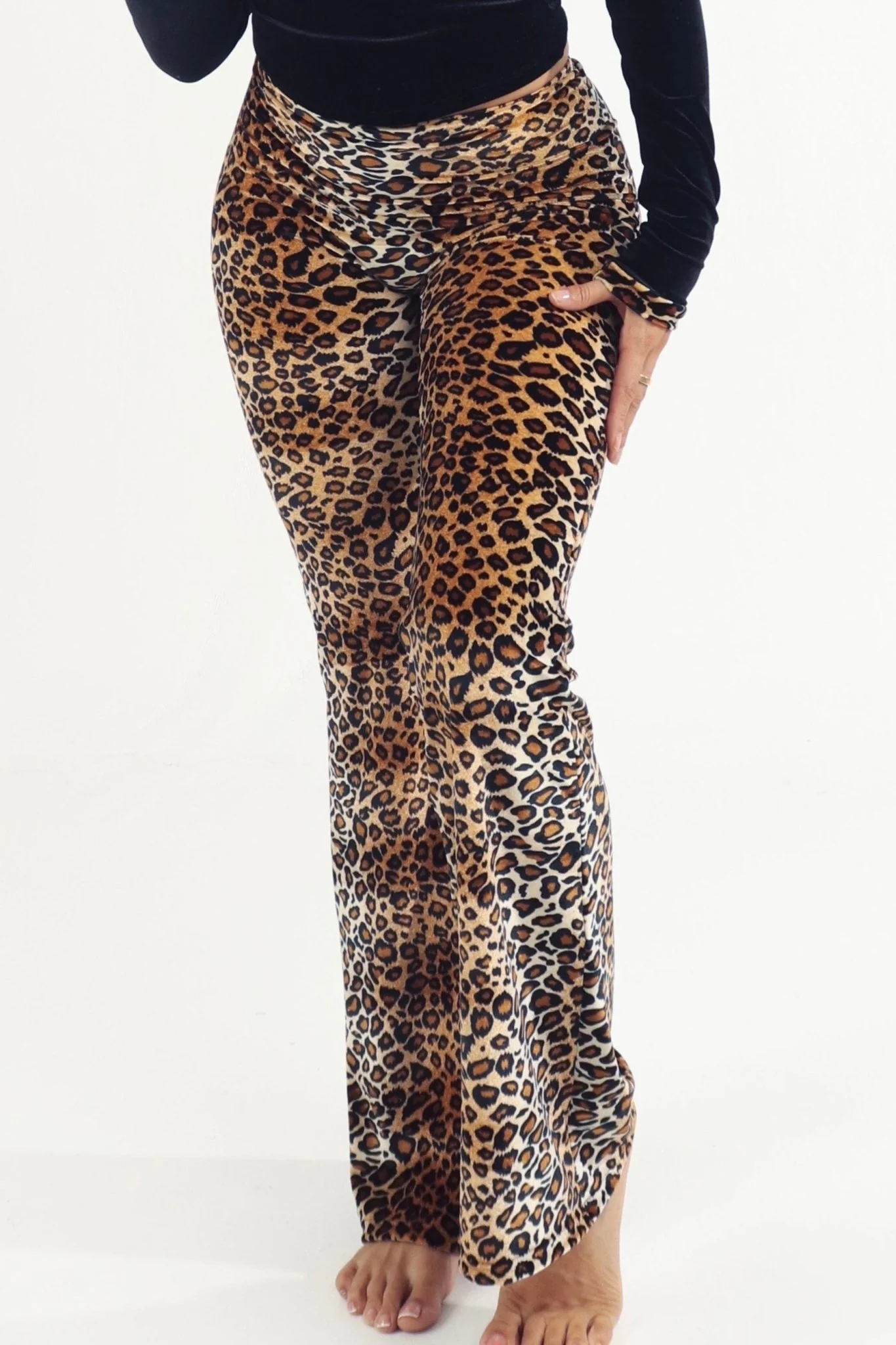 Leo Snug Pants - Image 6